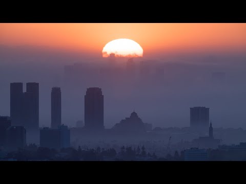 Wavy LA Sunrise Timelapse 8K