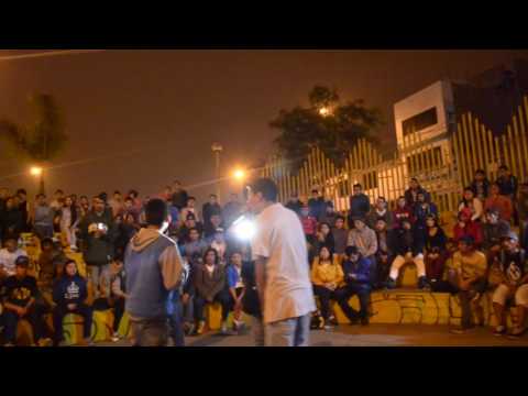JUNIOR vs MC - Activación Red Bull / RapStyle / Batalla de Gallos 2016 t