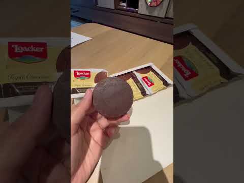 unboxing Loacker Tortina Triple Chocolate #chocolate #halalfood #loacker #chocolatelover