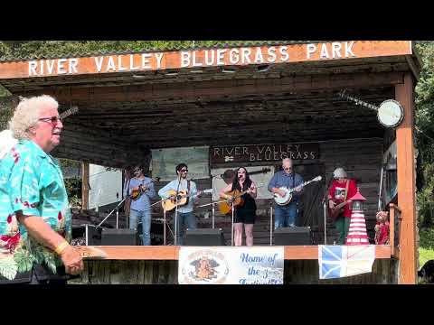 Alicia Robicheau and Lonesome Sound - River Valley Friday Afternoon Set 2023