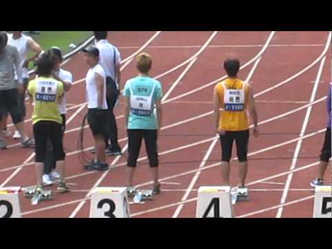 110827 Key, G.O, Junyoung, C.A.P etc. waiting for 100m sprint