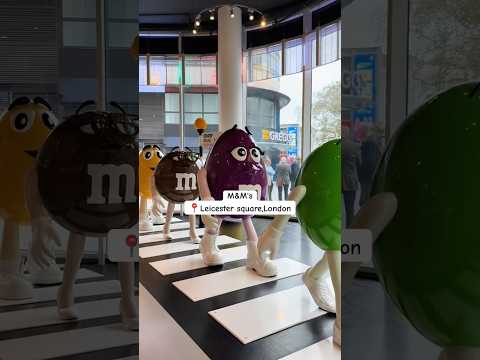 World's largest M&M's store is in London🇬🇧 #shorts #ytshorts #shortsfeed #chocolates #paradise