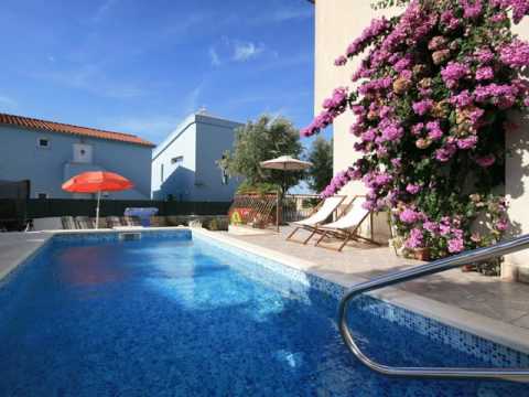 Apartments Vlah 1632 - Rogoznica - Croatia
