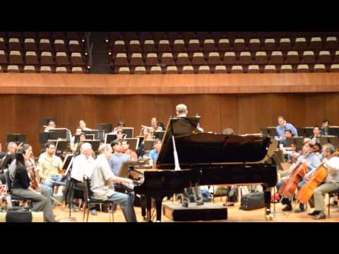 Hamelin Grieg's Piano Concerto Rehearsal Mvt 2 & 3.
