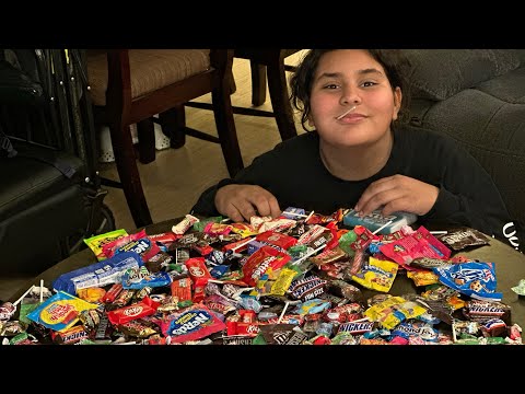TRICK-OR-TREATING BOUNTY   2022 4K