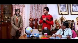 Kochi Rajavu Malayalam Movie Scenes | Harisree Visits Principal\'s Office In Disguise | API Malayalam