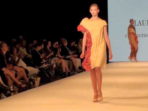 Laura Clausen  Cut suction remove suction sew, The Swedish School of Textile,  Mercedes Benz Fashion week Stockholm Tuesday 9 August 2012