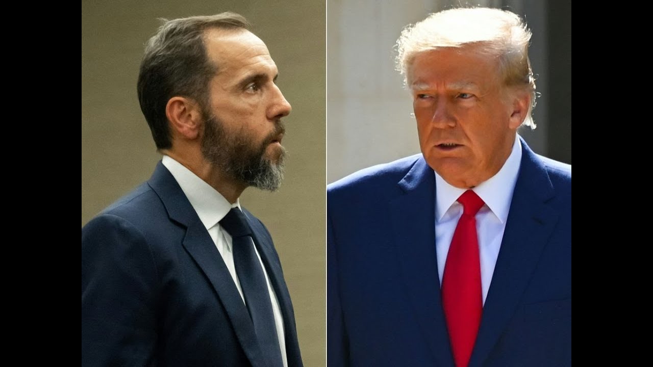 Judge Pauses Trump Election Case at Special Counsel Request