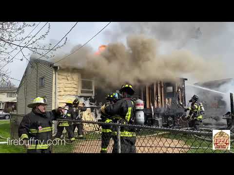 ‪Depew FD 2 Alarm Fire: 120 Norman Avenue