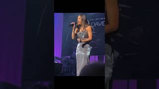 Katharine McPhee sings 'Don't forget Me' with David Foster