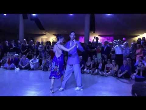  a  dance  to  a  vals  at  Mallorca Tango Festival  in  2016