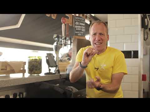 How do you keep your pizzas hot for delivery?