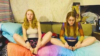 Download lagu Trying yoga streches | Gals O' Gurk mp3 Download lagu Trying yoga streches | Gals O' Gurk mp3