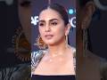 Huma In Black Humaqureshi Actress Bollywood Vertical Thighs Shakyshaky Shaky Bollywoodnews