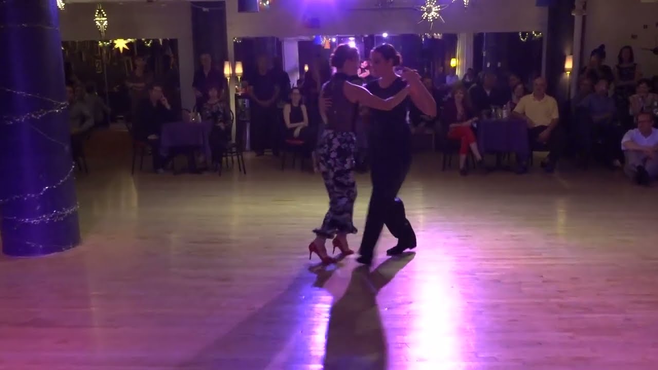 Melina Mistral & Veronica Toumanova Studio Tango 24 09 2022 (3)