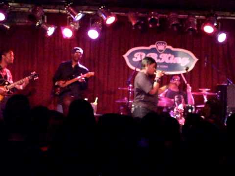 Angie Stone -  Pissed off - Concert - New York Feb 2010