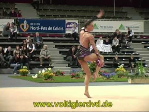 Calais 2010 - Senior Ball 01 - Delphine LEDOUX