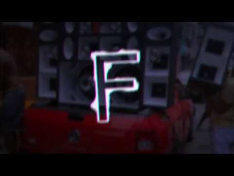 MC Dynho e MC Tubarão - Passa No Baile Dando tapinha No Vento (Com Grave)