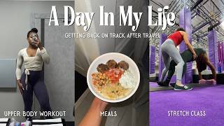 Day in the life | Getting Back on Track after Travel | Workout | Stretch Class
