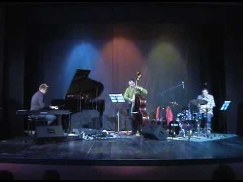 Vladan Mijatovic TRIO - Plays Be Bop - Reflection 2007.mp4