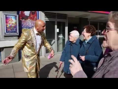 Simon Gross - "Have you heard of the 'Showbiz Show?"