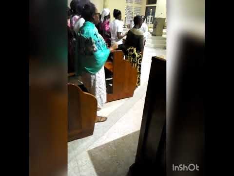 UKWAKATA PAROKIA UKONGA. WIMBO NAKWENDA KWA BABA by. John Mugandu.Organist Alex Rwelamira