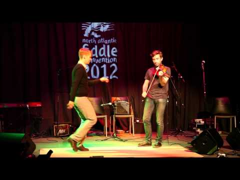 Nic Gareiss & Caoimhín Ó Raghallaigh @ NAFCo Festival Club 2012
