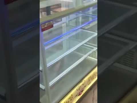 Stainless steel attractive sweet counter, for restaurant, co...