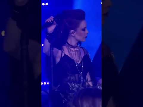 Sandy canta Metallica 😱!