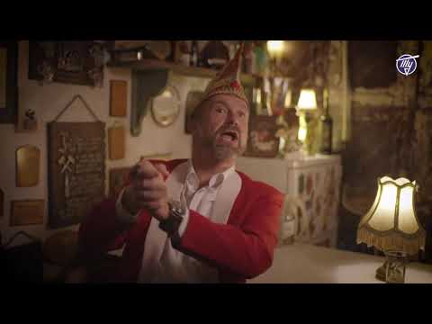 Der Sitzungspräsident sagt leise "Tschö Donald"