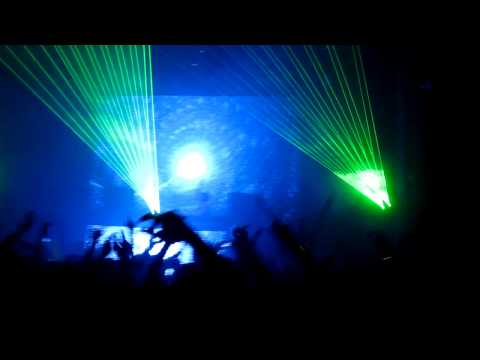 Gareth Emery at the Northern Lights Concert in Leeds 08-10-2010 (Helektra)