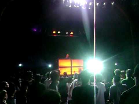 RICHARD DURAND @ AIRPORT - HUMP ME IN THE MORNING