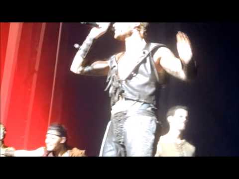 Matt Pokora et Caroline Costa - Improvisation @ Paris [28.09.13]