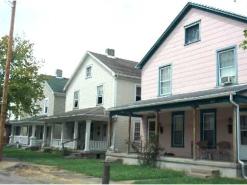 Pecha Kucha Dayton, Vol. 16 - Betsy Wilson