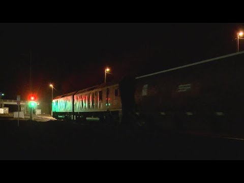 RL Class Locomotives & SSR Grain Train - PoathTV Australian Railways
