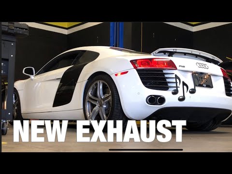 Audi R8 v8 4.2L with Rev9 exhaust