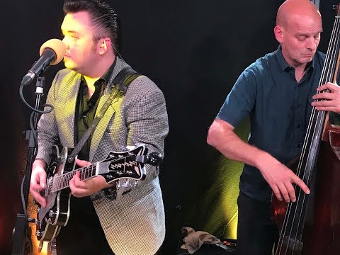 Soundcheck - Ruzz Guitar's Blues Revue