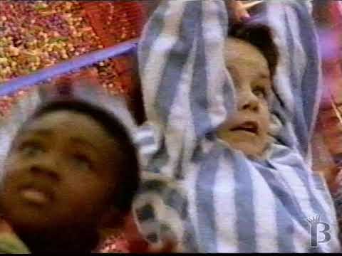 DZ Discovery Zone Commercial 1999