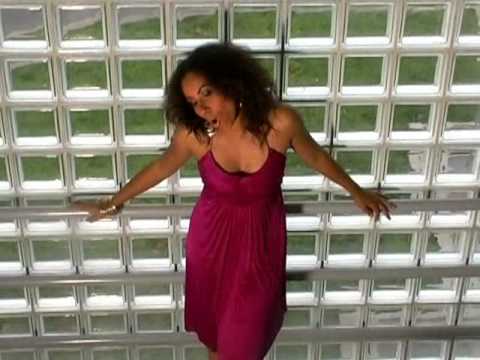 The Making Of The Video "Coupe Le Verbe En Deux" by Akro & Leki (part 2)