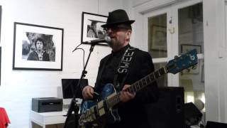 According2g.com presents Dave Stewart discussing his memoir at Morrison Hotel Gallery