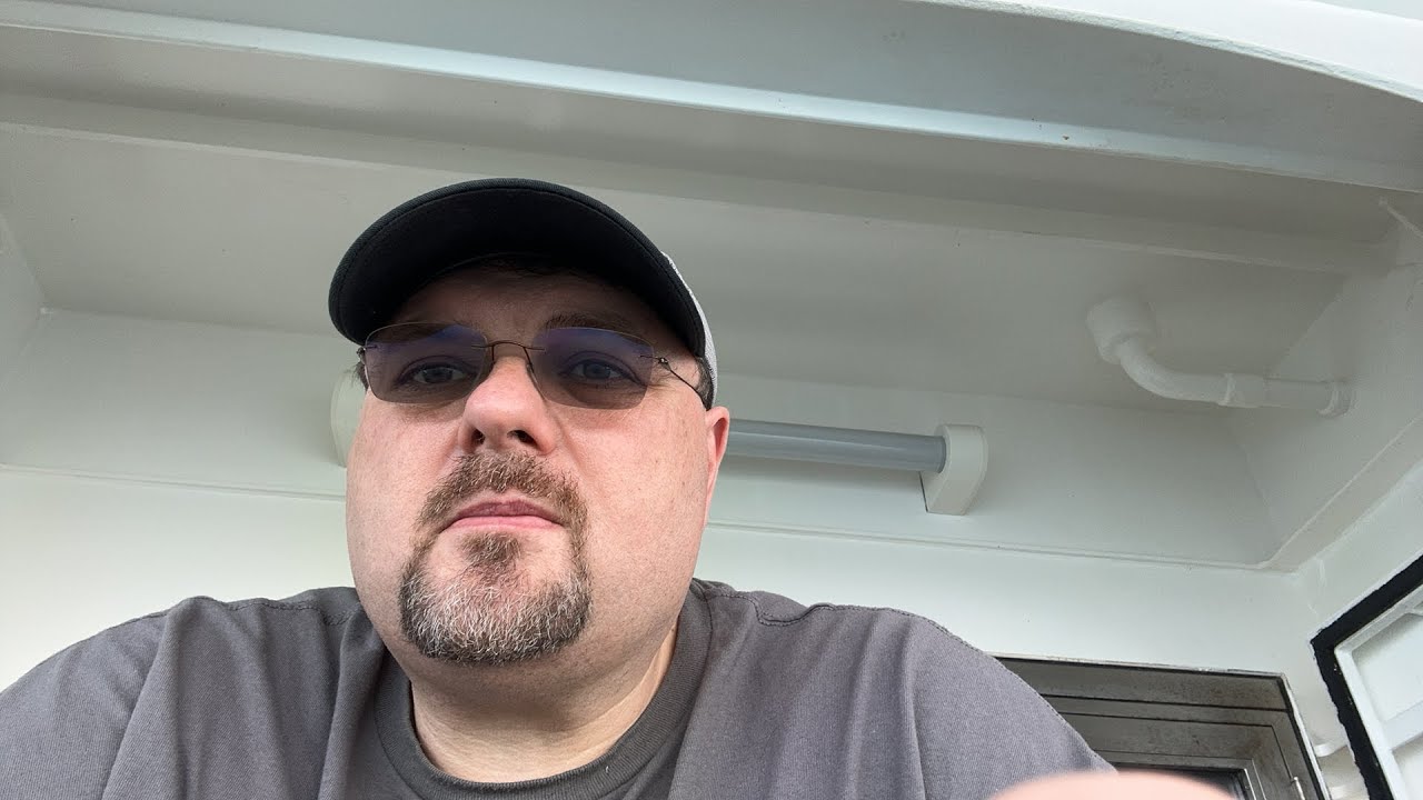 Carnival Horizon - Cabin 2404 - Video 2