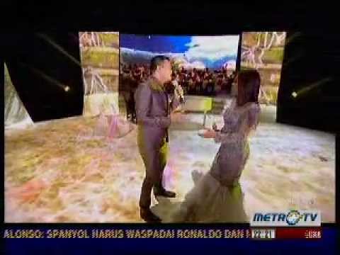 HEDI YUNUS ft RITA EFFENDY @ Deluxe Symphony Metro TV Ep. 3