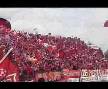 "Salida hecha por los Rediablos" Barra: Los REDiablos • Club: Ñublense