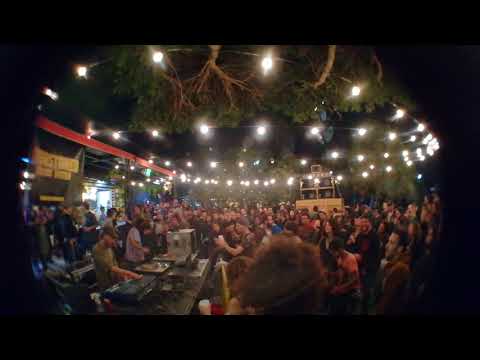 DUBSTONED SOUNDSYSTEM // IDG 2018 // VARIEDUB (live) play JAILHOUSE (BURIAN FYAH)