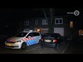 Huis beschoten, kogels boren zich door rolluik en raam