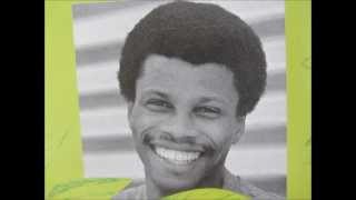 Moustick Ambassa - ndzug eding (Retour au village - music star records 1984)
