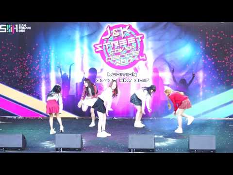 170528 Chloé cover Red Velvet - Russian Roulette & happiness @ SQ1 JK Street Cover Dance