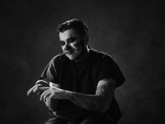 YIN YANG jetzt Video ansehen