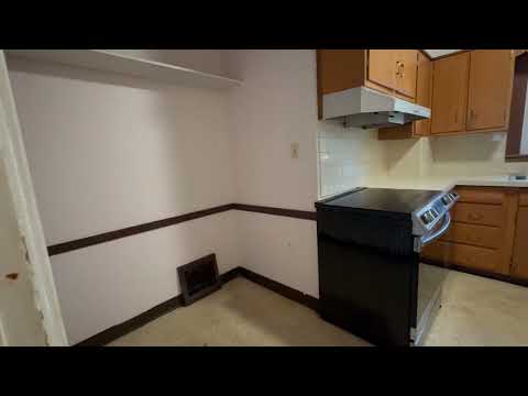Spacious 3-Bedroom / 1 Bathroom Akron Home with Garage & Basement – $1,250/Month property video