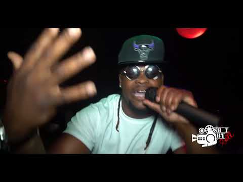 Young Nechi - Petty (Showcase Performance)